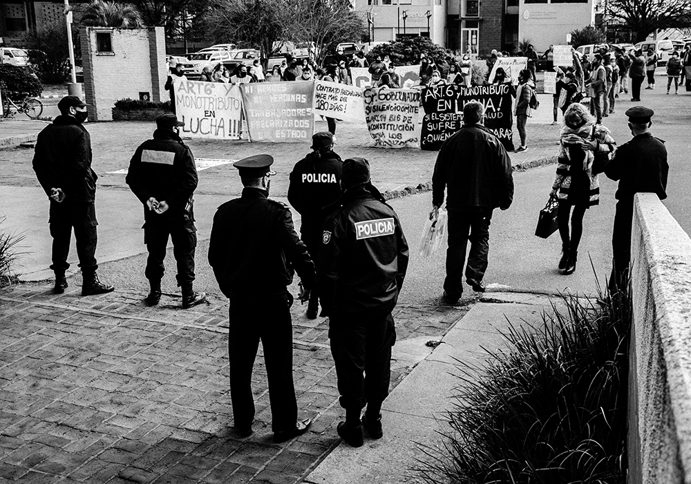 precarizadxs policia ladag