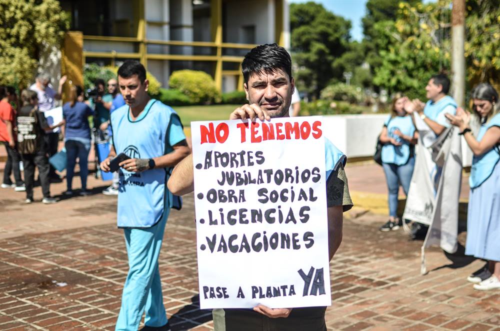 trabajadorxs de salud precarizadxs 6