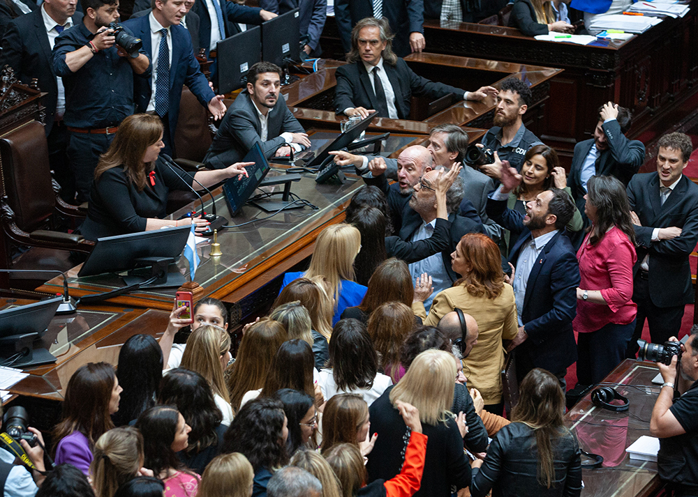 cruce en diputados diciembre 2022 tres