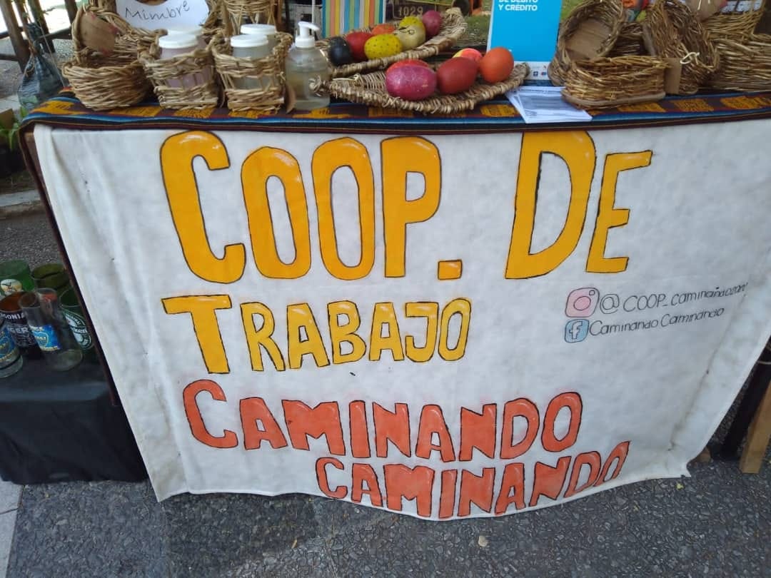 coop caminando