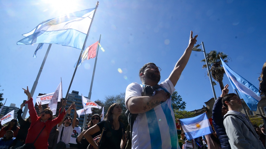 apoyo a cristina generica telam dos