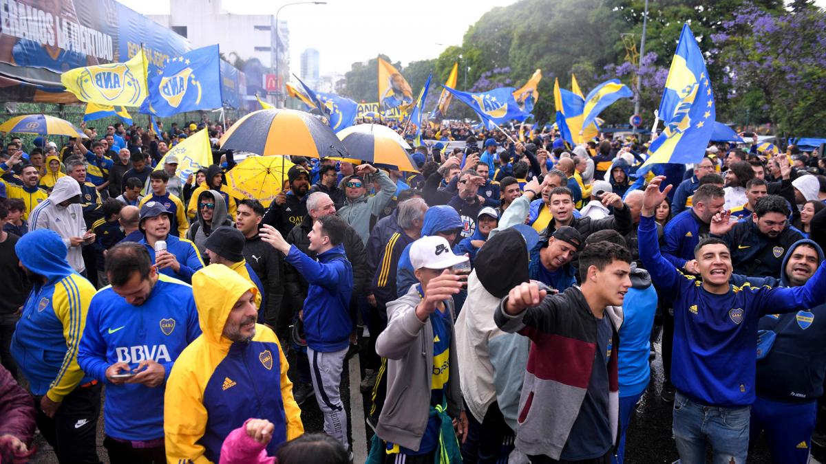 riquelme boca tres