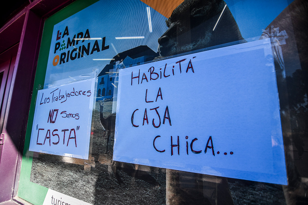 trabajadorxs de turismo protesta ladag 8