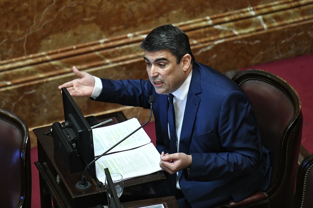 paly bensusan dos