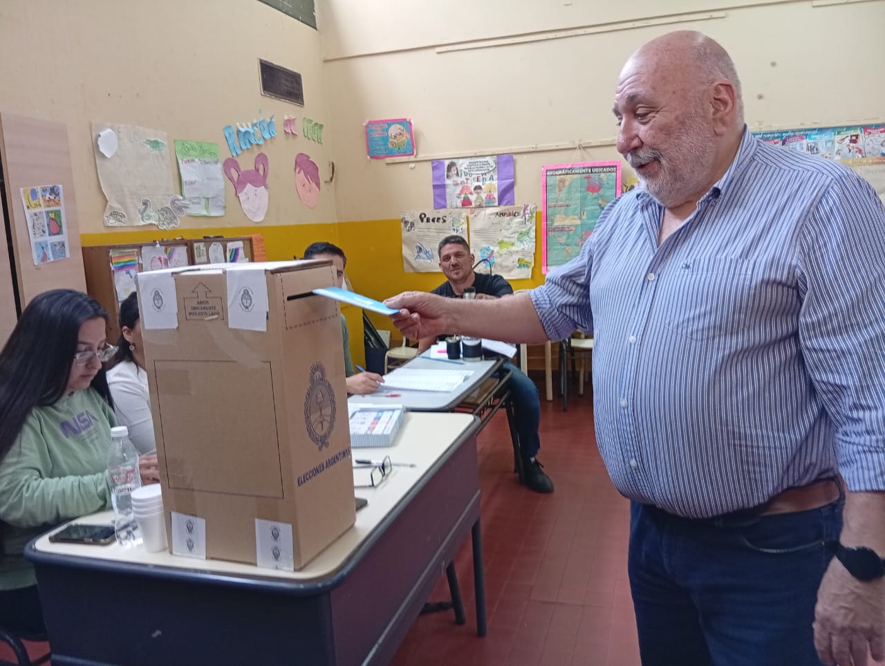 ferran votando
